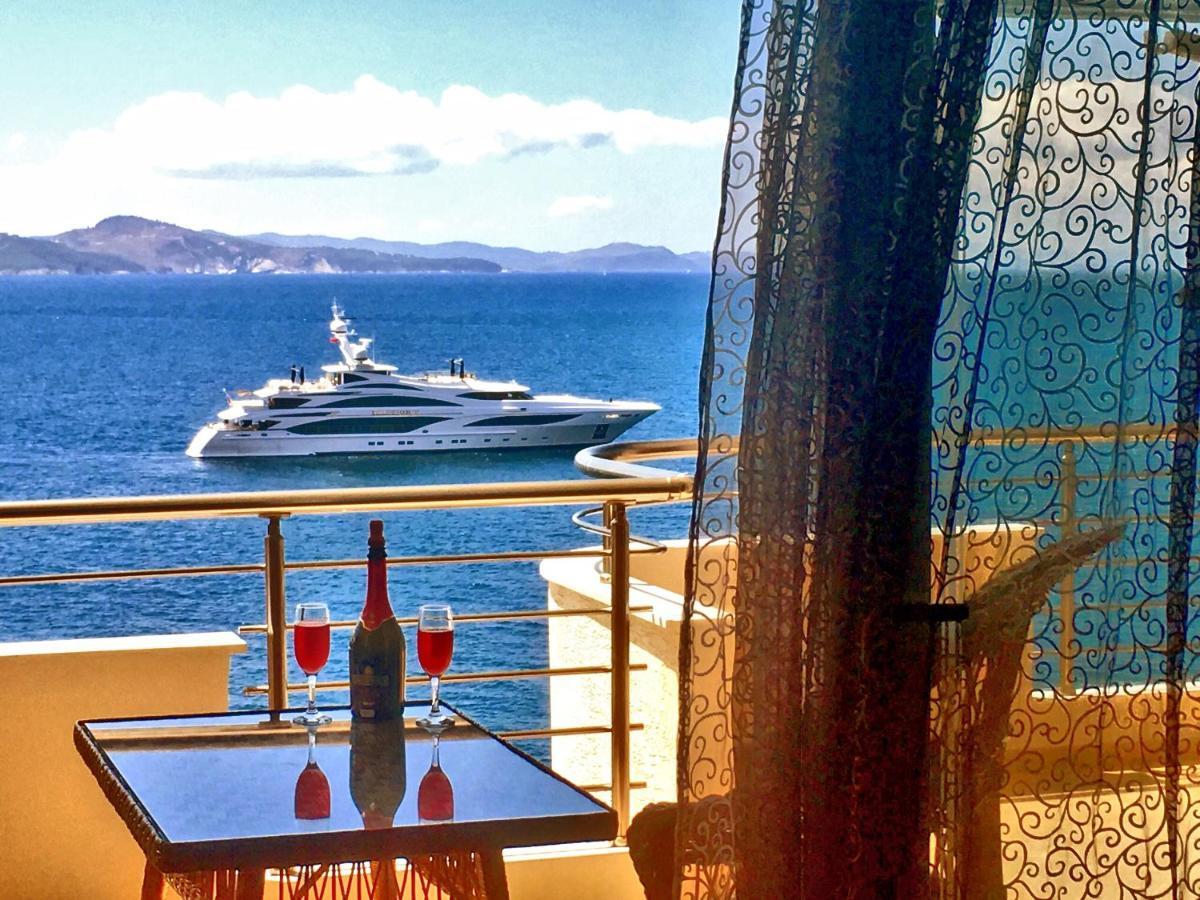 Royal Queen And King Luxury Apartment Sarandë